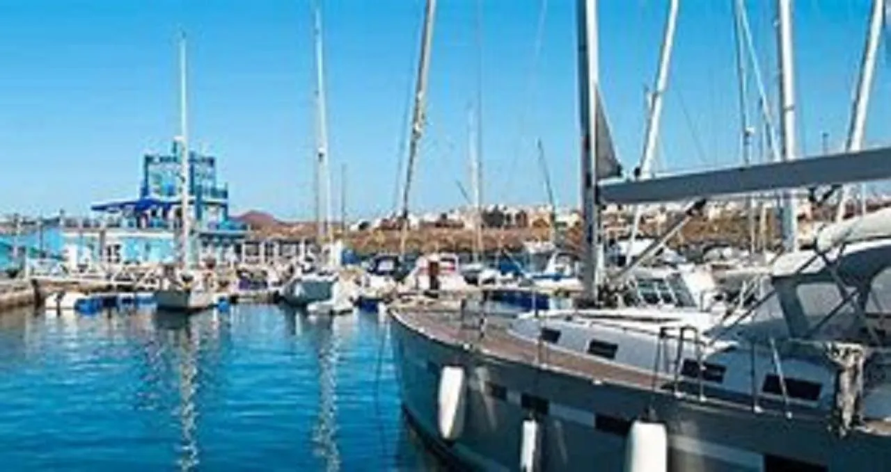 Apto Costa Del Silencio Con Piscina Y Wifi Arona  Apartment Arona (Tenerife)